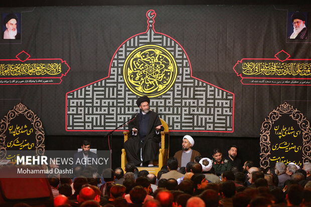 امام جمعه اردبیل: تحریف دین با فقدان مرجعیت علمی رخ میدهد امام جمعه اردبیل: تحریف دین با فقدان مرجعیت علمی رخ میدهد