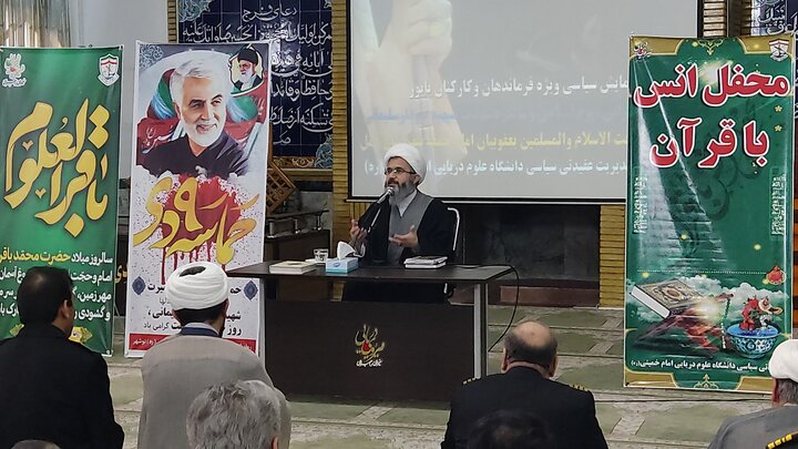 ایران اسلامی پنجه در پنجه ناتو و استکبار جهانی انداخته است ایران اسلامی پنجه در پنجه ناتو و استکبار جهانی انداخته است
