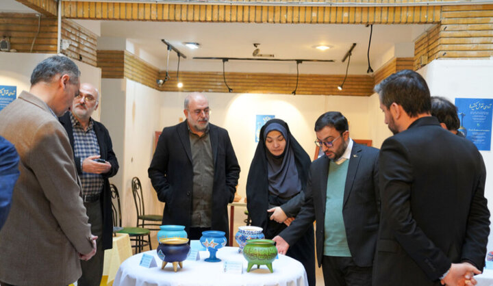 نمایشگاه «آوای نقوش و کتیبهها» در اردبیل افتتاح شد نمایشگاه «آوای نقوش و کتیبهها» در اردبیل افتتاح شد