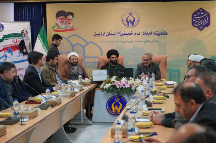 امر به معروف بنیانهای اخلاقی جامعه را تقویت میکند امر به معروف بنیانهای اخلاقی جامعه را تقویت میکند