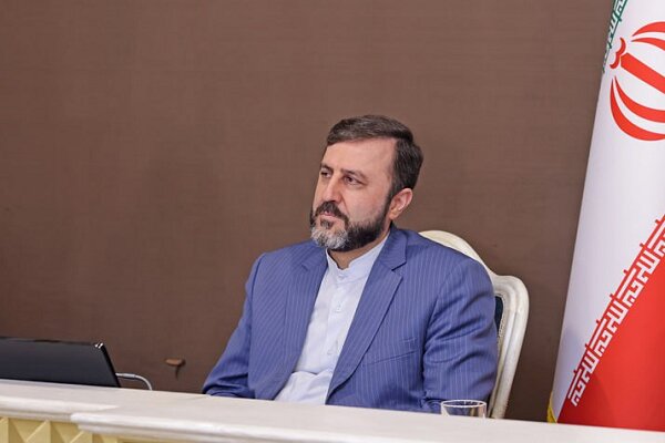 غریب آبادی: ادعای فریب نیروهای ایرانی در میز مذاکره نادرست است غریب آبادی: ادعای فریب نیروهای ایرانی در میز مذاکره نادرست است