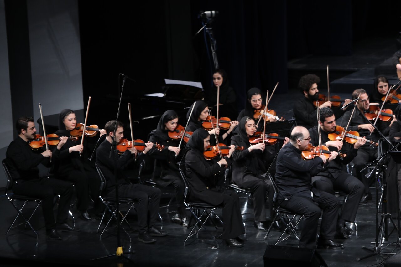 تماشای یک سوگواری موسیقایی در شب اصالتها؛ موسیقی ایرانی به مدرن شدن نیازمند است