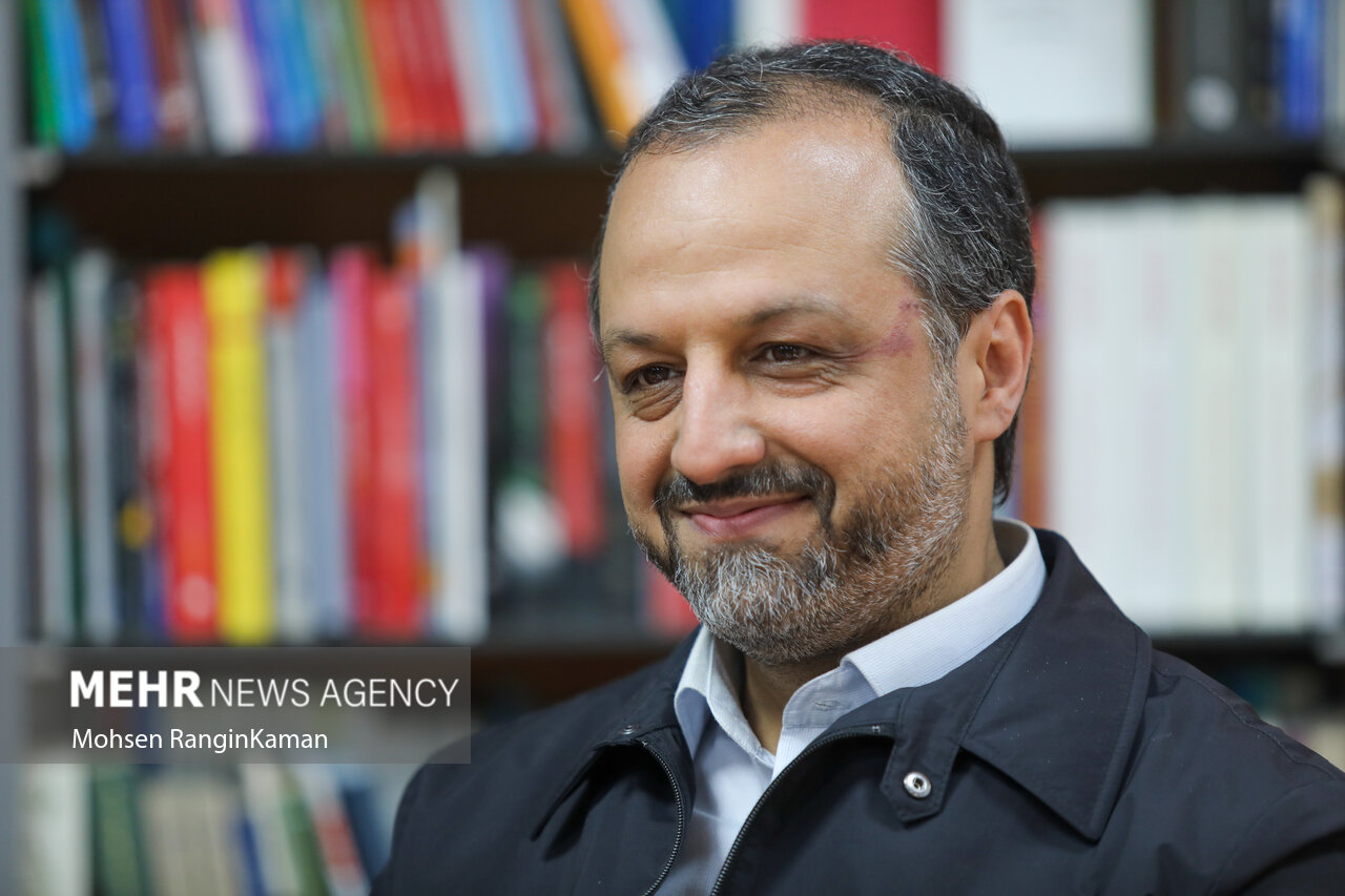 خاندوزی: پایان سال ۱۴۰۲ شاهد آغاز مسیر مثبت شاخصهای کمی اقتصادی بود خاندوزی: پایان سال ۱۴۰۲ شاهد آغاز مسیر مثبت شاخصهای کمی اقتصادی بود