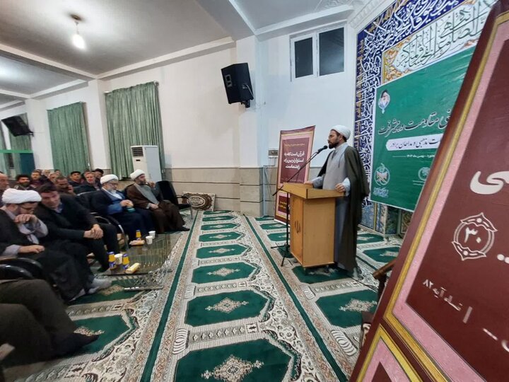 هیئات مذهبی و مداحان پرچمداران جهاد تبیین در جامعه هستند هیئات مذهبی و مداحان پرچمداران جهاد تبیین در جامعه هستند