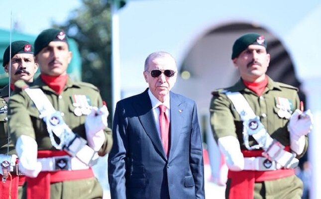 اردوغان وارد پاکستان شد اردوغان وارد پاکستان شد