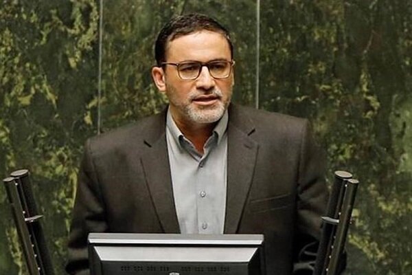 سیاست مجلس در بودجه، جلوگیری از تحمیل گرانی به مردم است سیاست مجلس در بودجه، جلوگیری از تحمیل گرانی به مردم است