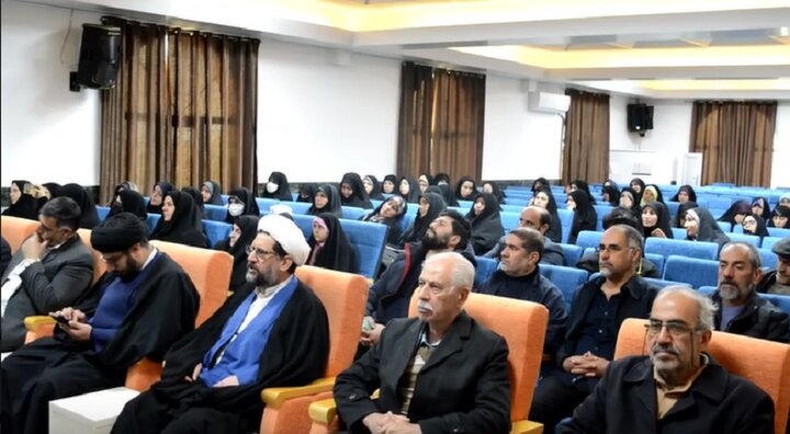 تصاویری از همایش هماهنگی پویش «زندگی با آیهها» تصاویری از همایش هماهنگی پویش «زندگی با آیهها»