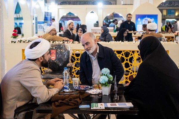 ۴۰ موسسه حوزوی در نمایشگاه بینالمللی قرآن حضور دارند ۴۰ موسسه حوزوی در نمایشگاه بینالمللی قرآن حضور دارند