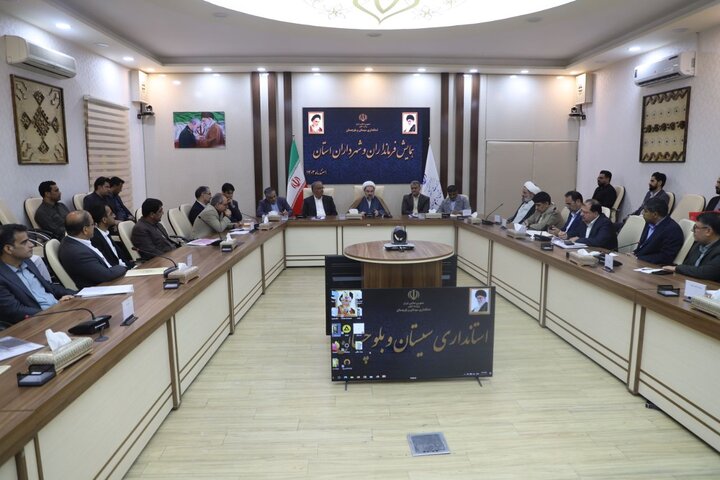 هر مسئول در حوزه مدیریتی خود مانند یک فرمانده در میدان نبرد عمل کند هر مسئول در حوزه مدیریتی خود مانند یک فرمانده در میدان نبرد عمل کند