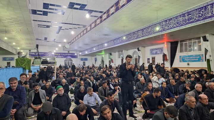 مراسم احیای شب ۲۱ رمضان در شیروان مراسم احیای شب ۲۱ رمضان در شیروان