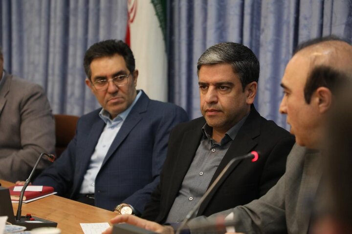 استاندار اردبیل: تشکیل صفهای طولانی تهیه نان شایسته مردم نیست استاندار اردبیل: تشکیل صفهای طولانی تهیه نان شایسته مردم نیست
