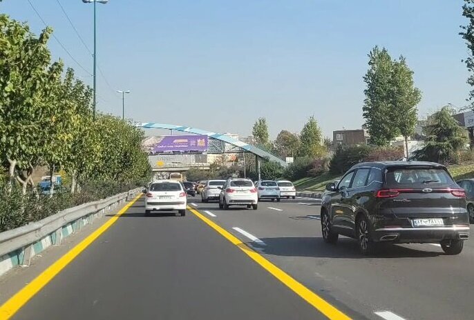 تردد عادی و روان در تمامی معابر پایتخت تردد عادی و روان در تمامی معابر پایتخت