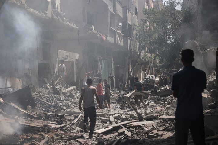 به آتش کشیدن محلهای اسکان آوارگان فلسطینی وبمباران مناطق «امن» در غزه به آتش کشیدن محلهای اسکان آوارگان فلسطینی وبمباران مناطق «امن» در غزه