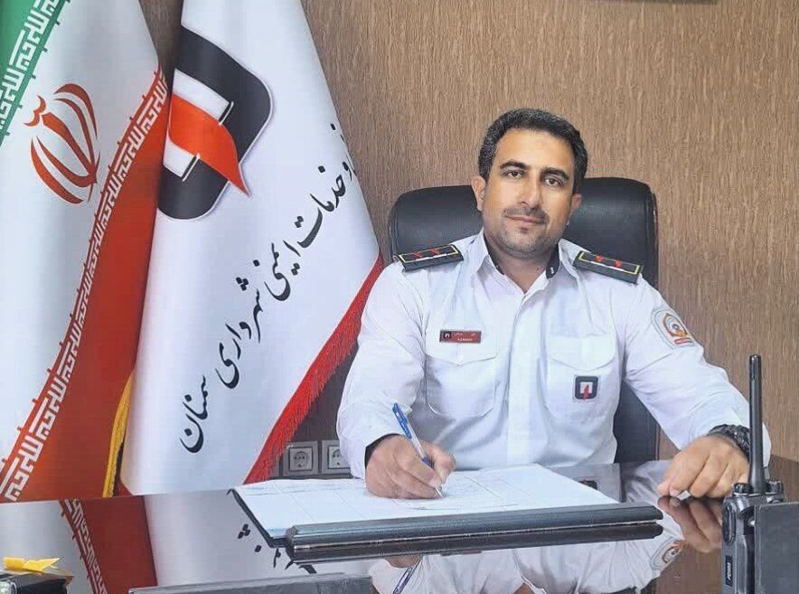 عملیات نفس گیر اطفای حریق در سمنان؛ حادثه آسیب جانی نداشت عملیات نفس گیر اطفای حریق در سمنان؛ حادثه آسیب جانی نداشت