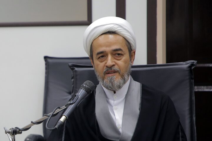 برنامه ریزی برای توسعه صنعت گردشگری قم با حفظ هویت مذهبی آن برنامه ریزی برای توسعه صنعت گردشگری قم با حفظ هویت مذهبی آن