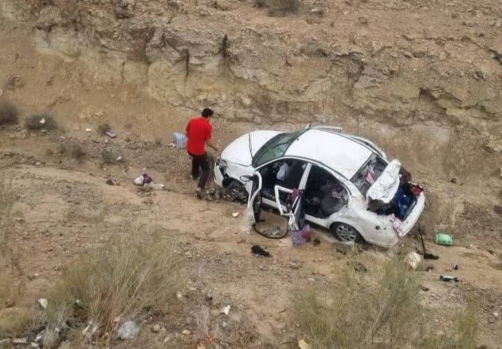 انحراف سواری ساینا از جاده در محور آرادان - سرخه ۶ مصدوم داشت انحراف سواری ساینا از جاده در محور آرادان - سرخه ۶ مصدوم داشت