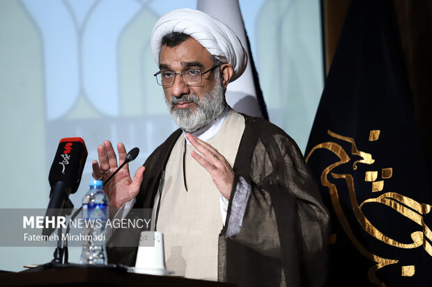 حجتالاسلام خسروپناه: هنر انقلاب مبتنی بر خرد ناب است