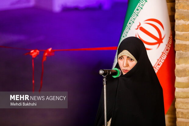 «فاطمه عارف نژاد» شعرهای بسیار خوبی برای جریان مقاومت و غزه سرود «فاطمه عارف نژاد» شعرهای بسیار خوبی برای جریان مقاومت و غزه سرود