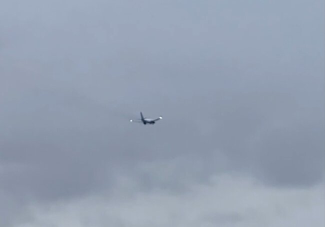 حریق در موتور یک هواپیما در آمریکا و فرود اضطراری آن+ فیلم حریق در موتور یک هواپیما در آمریکا و فرود اضطراری آن+ فیلم