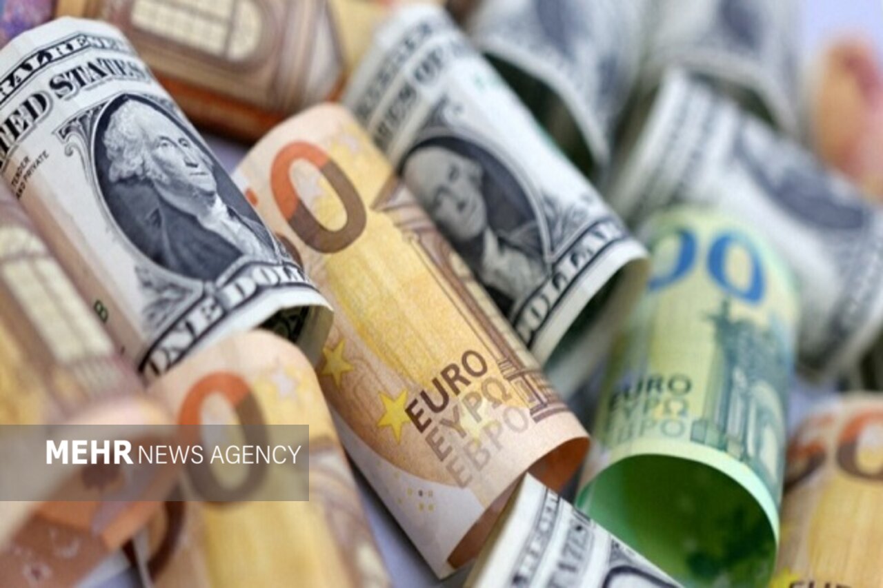 نرخ ارز در مرکز مبادله امروز ۱۶ بهمن؛ حواله دلار ۱۳۵ هزار تومان شد نرخ ارز در مرکز مبادله امروز ۱۶ بهمن؛ حواله دلار ۱۳۵ هزار تومان شد