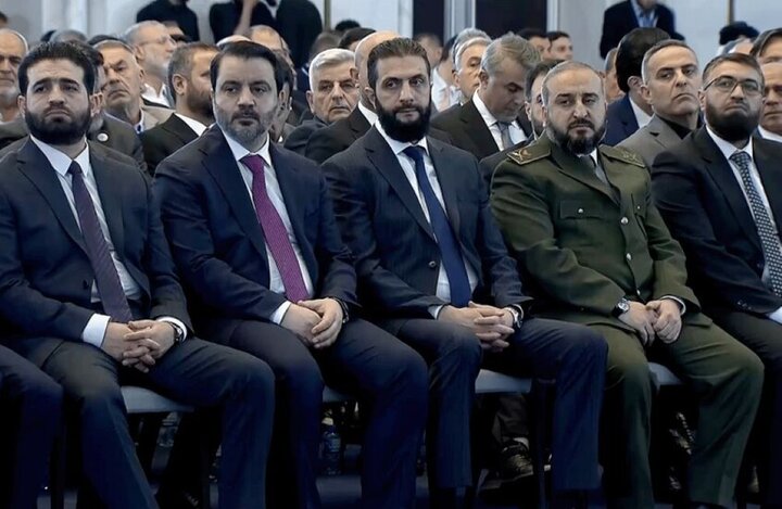 وزیران رژیم جولانی به آمریکا میروند وزیران رژیم جولانی به آمریکا میروند