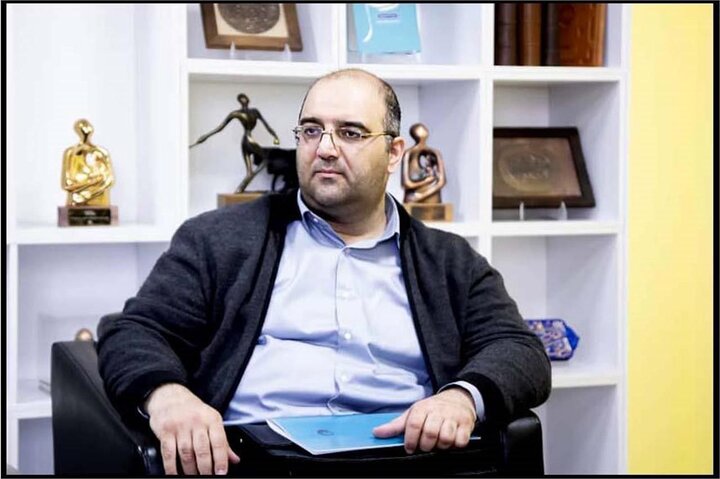 آیدین مهدیزاده مدیرکل دفتر هنرهای تجسمی شد آیدین مهدیزاده مدیرکل دفتر هنرهای تجسمی شد