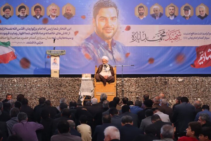 شهدا در جامعه تولید امنیت می کنند شهدا در جامعه تولید امنیت می کنند