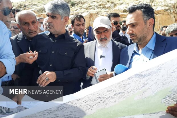 جلسه فعالان اقتصادی ایذه نویدبخش شکوفایی و نوآوری است جلسه فعالان اقتصادی ایذه نویدبخش شکوفایی و نوآوری است