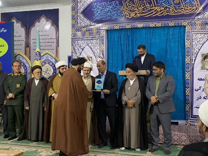 درخشش ستاد نماز جمعه خورموج در جشنواره «قلب شهر» درخشش ستاد نماز جمعه خورموج در جشنواره «قلب شهر»