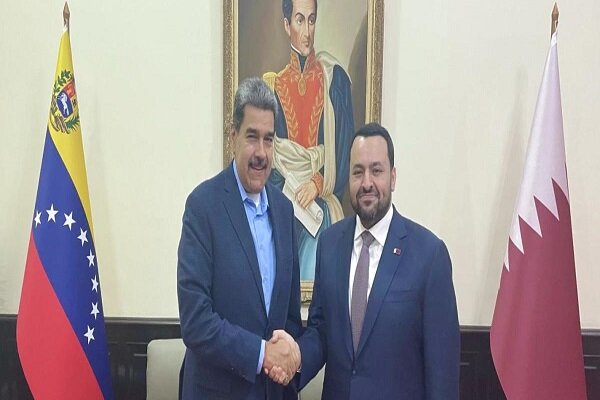 در دیدار رئیس جمهور ونزوئلا با مقام قطری چه گذشت؟ در دیدار رئیس جمهور ونزوئلا با مقام قطری چه گذشت؟