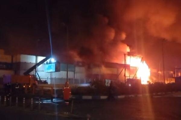 مومنی: فعالیت گمرکی در بندر شهید رجایی از سر گرفته شد مومنی: فعالیت گمرکی در بندر شهید رجایی از سر گرفته شد