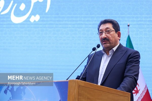 اتابک: صنایع با کمبود برق و گاز مواجهاند؛ دو سند صنعتی ابلاغ شد اتابک: صنایع با کمبود برق و گاز مواجهاند؛ دو سند صنعتی ابلاغ شد