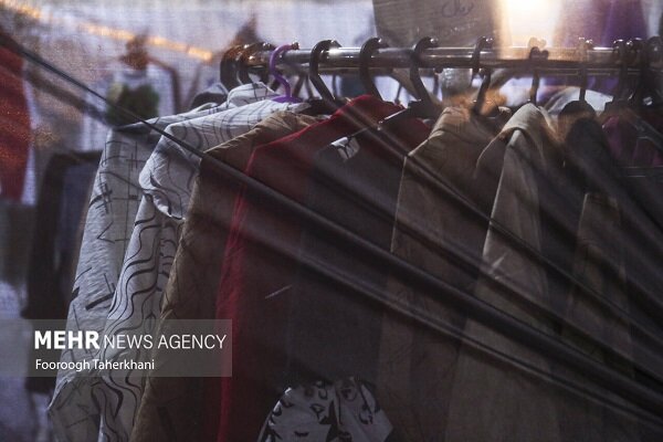 سهم ۶۰ درصدی قاچاق از بازار پوشاک؛ هشدار نسبت به پیامدهای بهداشتی سهم ۶۰ درصدی قاچاق از بازار پوشاک؛ هشدار نسبت به پیامدهای بهداشتی