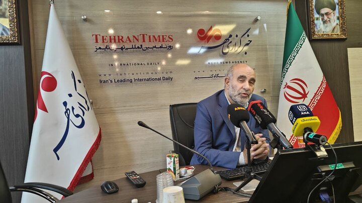 آغاز برنامه های کانون خدمت رضوی از فردا با اهتزاز پرچم حرم امام رضا(ع) آغاز برنامه های کانون خدمت رضوی از فردا با اهتزاز پرچم حرم امام رضا(ع)