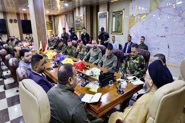 عمار حکیم: حشد شعبی نقش محوری در حفاظت از عراق دارد عمار حکیم: حشد شعبی نقش محوری در حفاظت از عراق دارد