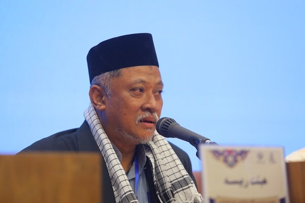 عالم مالزی: انقلاب اسلامی به شیعیان هویت داد عالم مالزی: انقلاب اسلامی به شیعیان هویت داد