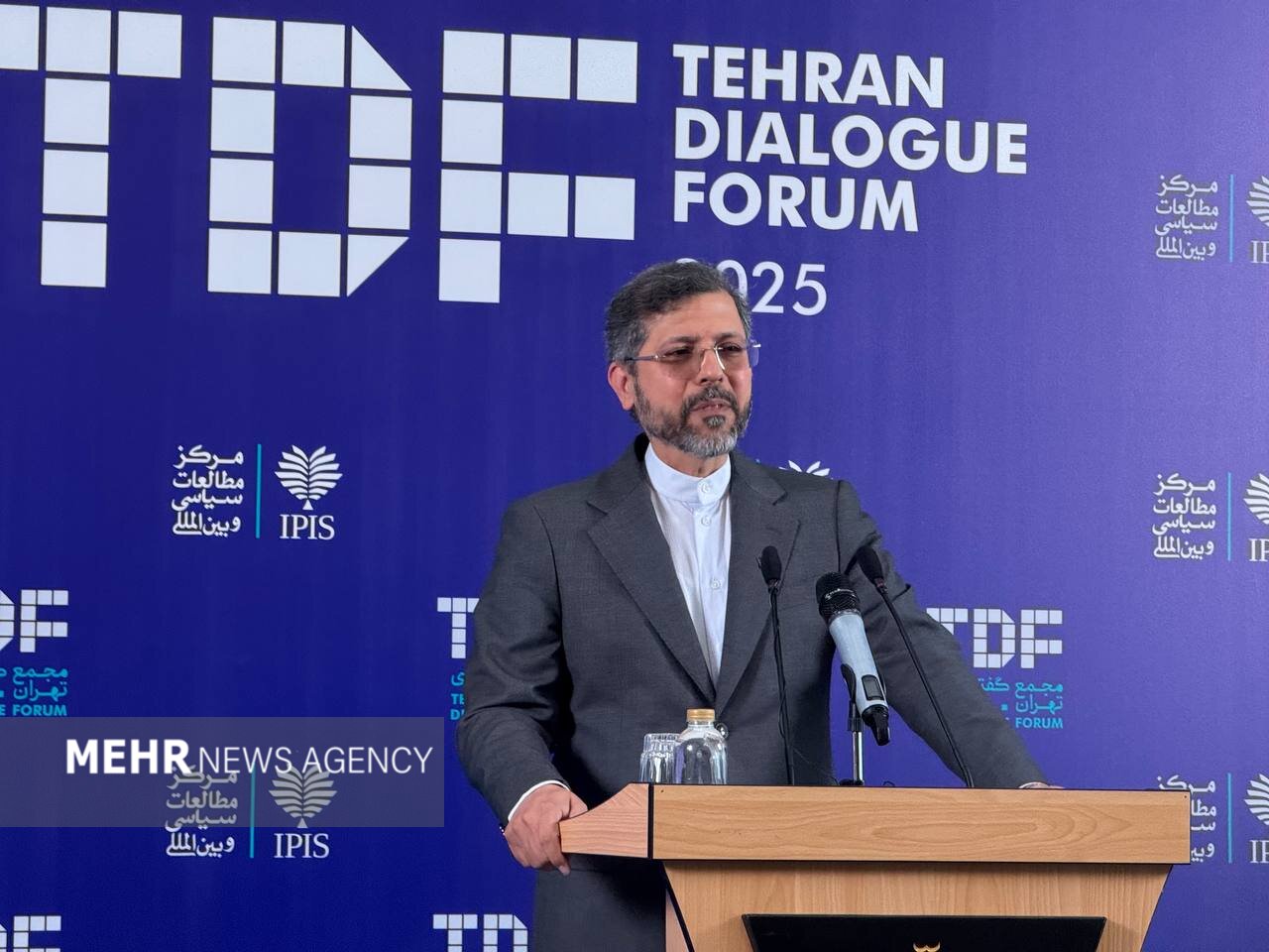 حضور ۲۰۰ مهمان و هیئت خارجی در مجمع گفتگوهای تهران حضور ۲۰۰ مهمان و هیئت خارجی در مجمع گفتگوهای تهران