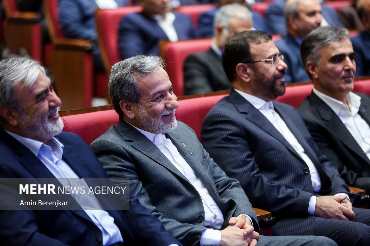 وزارت امور خارجه میزبان جلسه هماهنگی ستاد دیپلماسی استانی وزارت امور خارجه میزبان جلسه هماهنگی ستاد دیپلماسی استانی