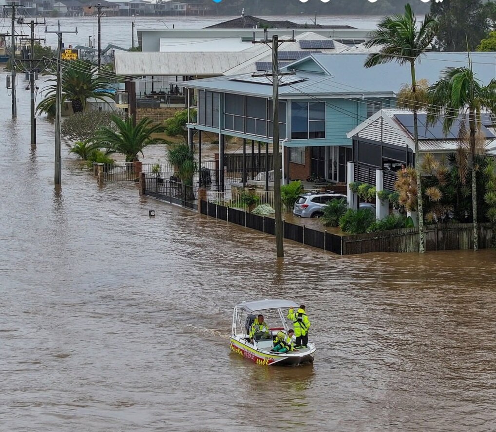 فيضانات في شرق أستراليا/ 50 ألف شخص محاصرون بسبب الفيضانات+ صور