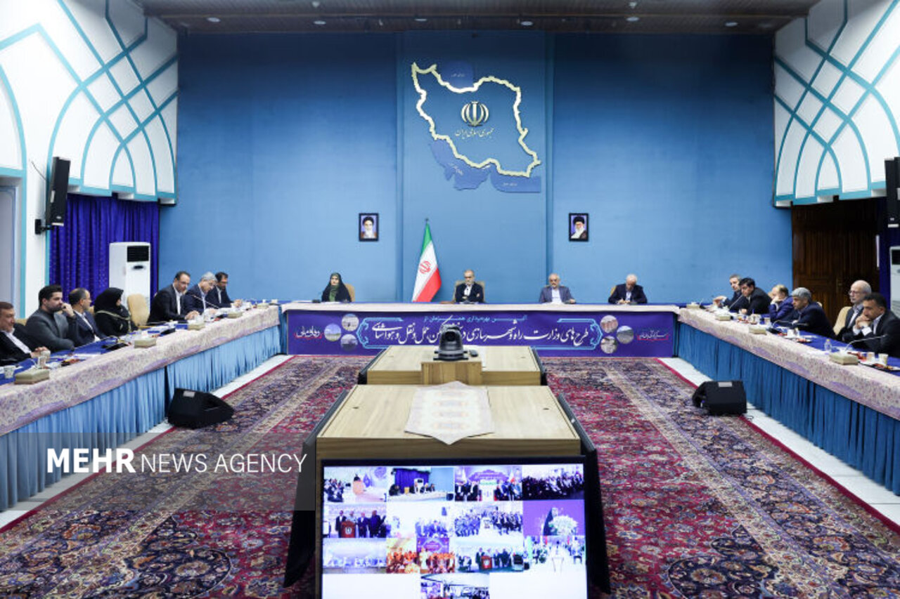 افتتاح همزمان ۵۹ هزار و ۲۶۴ پروژه وزارت راه و شهرسازی با حضور پزشکیان افتتاح همزمان ۵۹ هزار و ۲۶۴ پروژه وزارت راه و شهرسازی با حضور پزشکیان