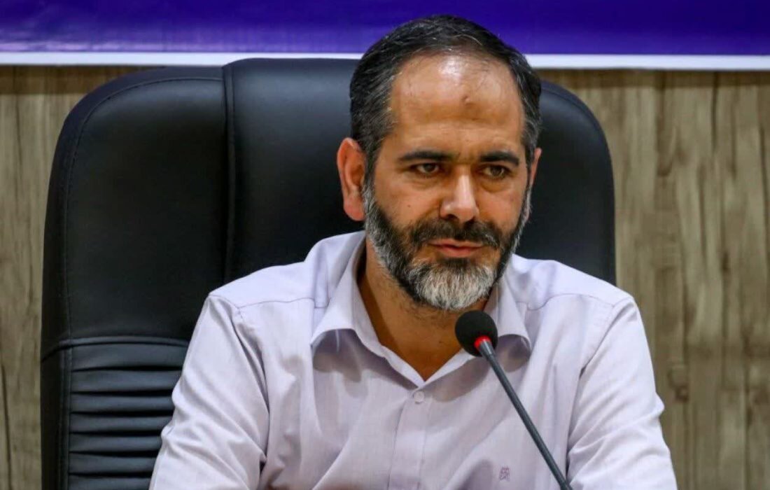 رییسجمهور اگر به تشخیص تغییر وزیر کشاورزی رسیده، لحظهای درنگ نکند رییسجمهور اگر به تشخیص تغییر وزیر کشاورزی رسیده، لحظهای درنگ نکند