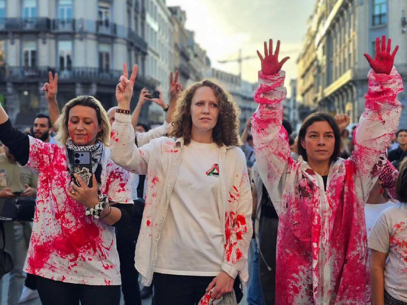 تظاهر مواطنون بلجيكيون لإدانة الإبادة الجماعية في قطاع غزة+صور