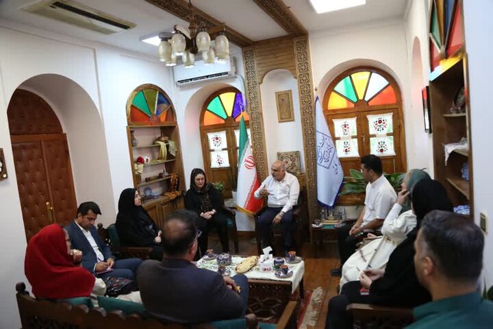 اتحادیه صنایعدستی گلستان حلقه اتصال هنرمندان، بازار و سیاستگذاران اتحادیه صنایعدستی گلستان حلقه اتصال هنرمندان، بازار و سیاستگذاران