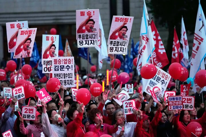 South Korea's pivotal day to end political chaos after martial law crisis