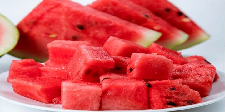 رازهای سلامت در دل میوهای سرخ و خنک