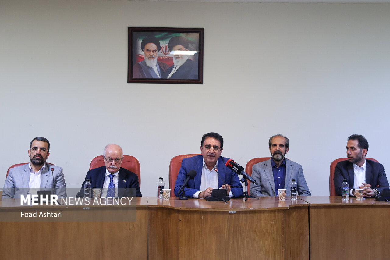 جشنوارهها اگر مردمی نباشند، به شکست منجر میشوند جشنوارهها اگر مردمی نباشند، به شکست منجر میشوند