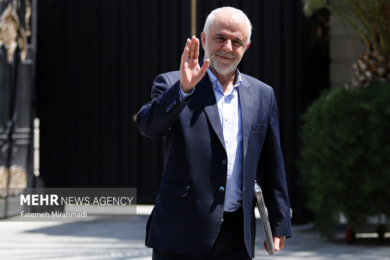 یکشنبه حقوق شهدای غیرنظامی غیرشاغل در دولت تعیین تکلیف میشود یکشنبه حقوق شهدای غیرنظامی غیرشاغل در دولت تعیین تکلیف میشود