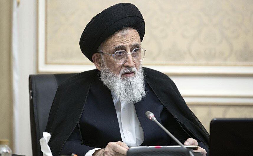 تقدیر آیتالله مدرسی یزدی از حضور پرشور مردم در عزاداریهای محرم تقدیر آیتالله مدرسی یزدی از حضور پرشور مردم در عزاداریهای محرم