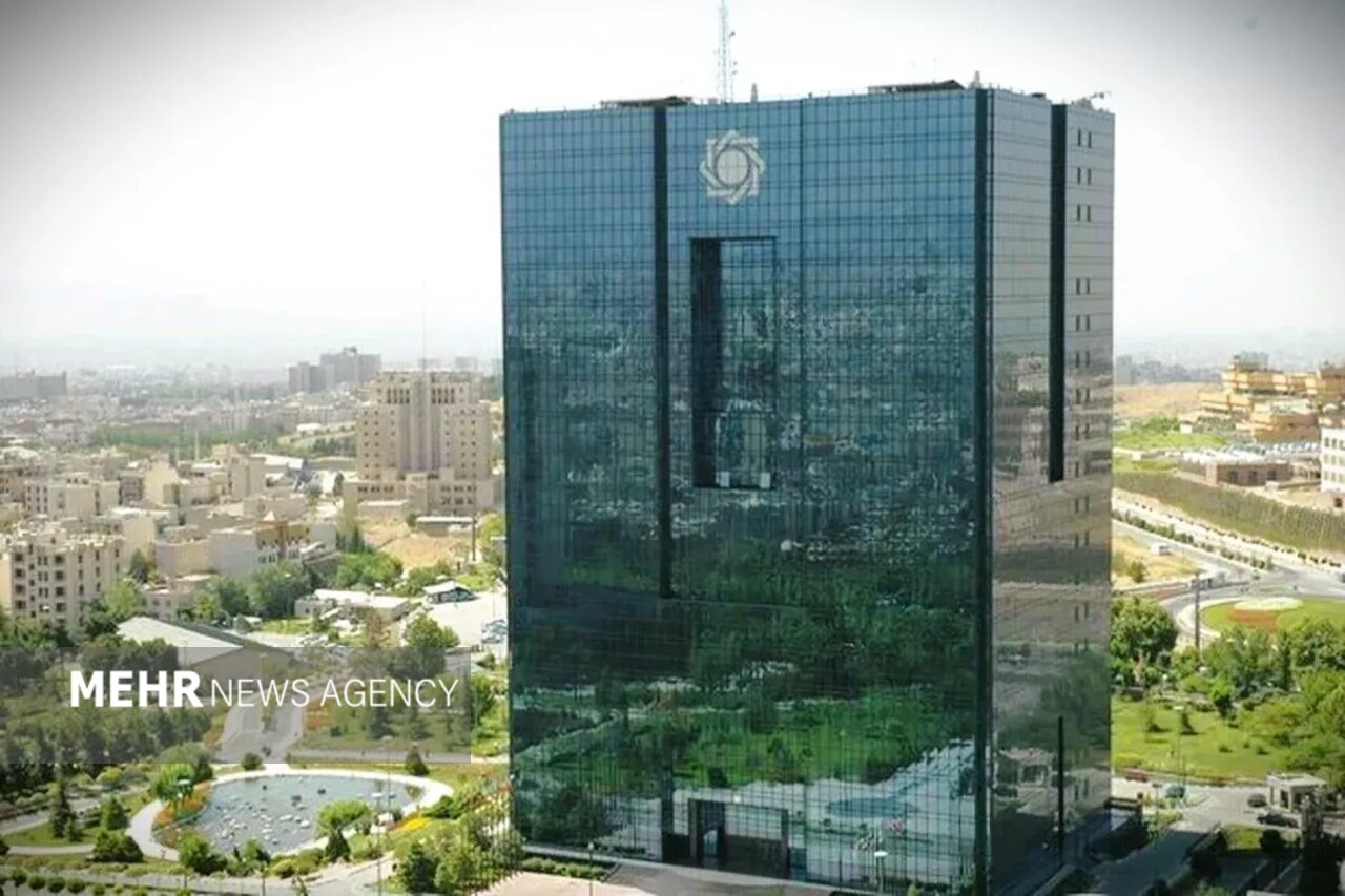 هر زائر اربعین ۲۰۰ هزار دینار ارز میگیرد هر زائر اربعین ۲۰۰ هزار دینار ارز میگیرد