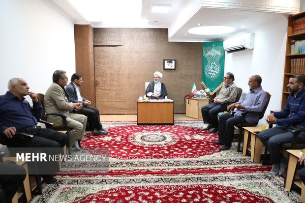 تمام آزادگان جهان به ایستادگی ایران در برابر استکبار امید دارند